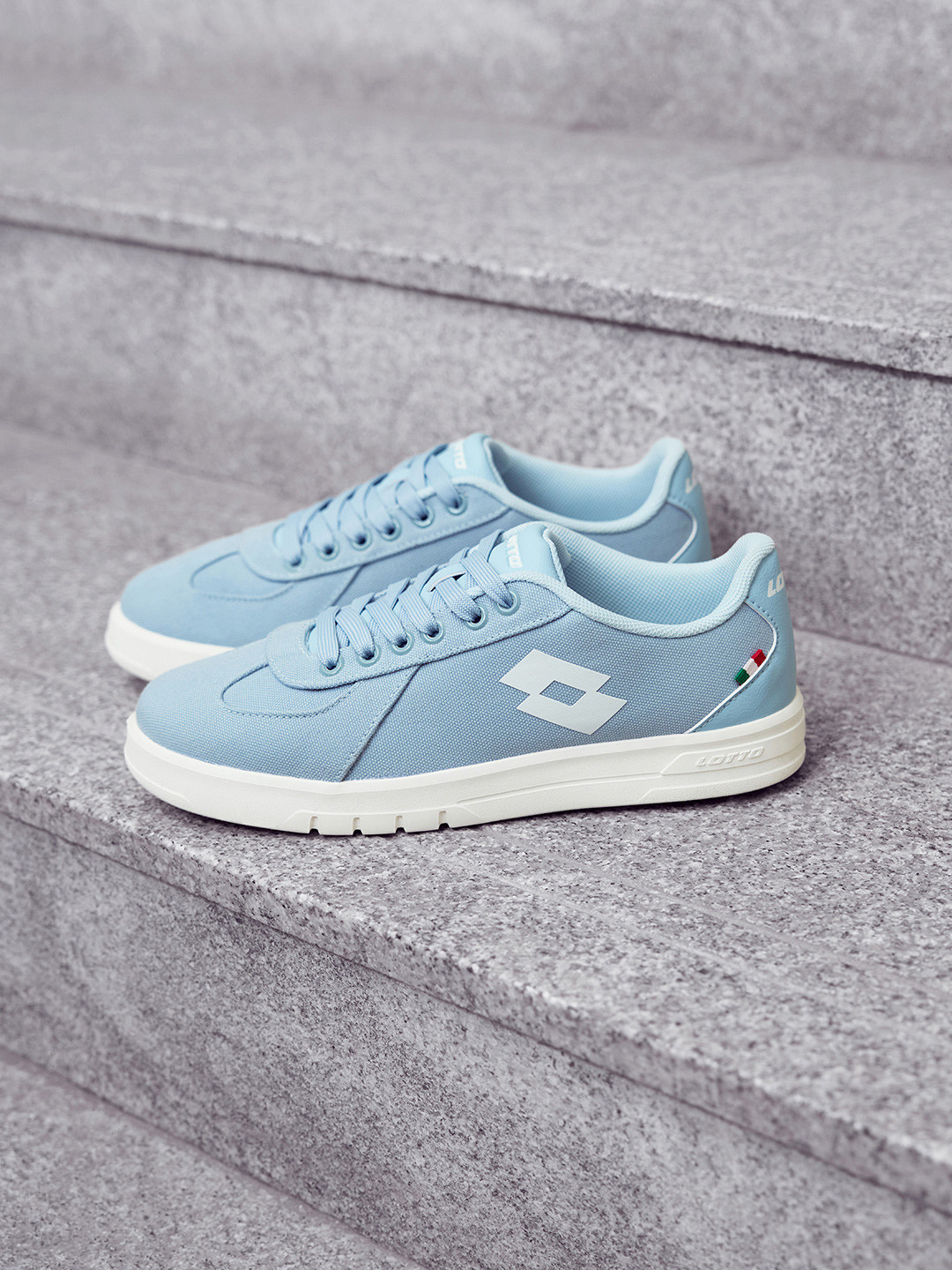 Lotto Women Impulso Mistro Blue Sneakers