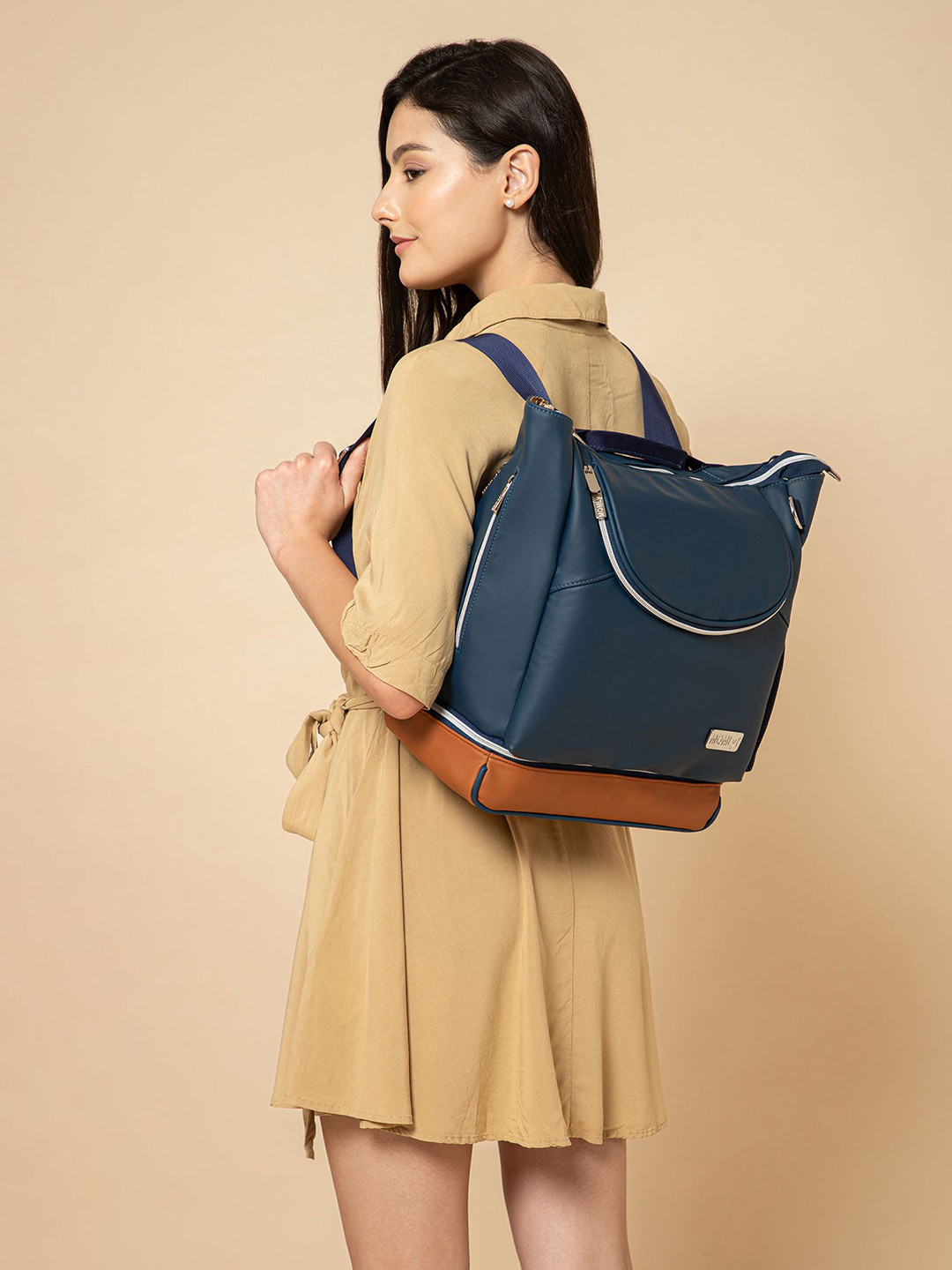 MOMLyf Water Resistant Mavvi Diaper Bag