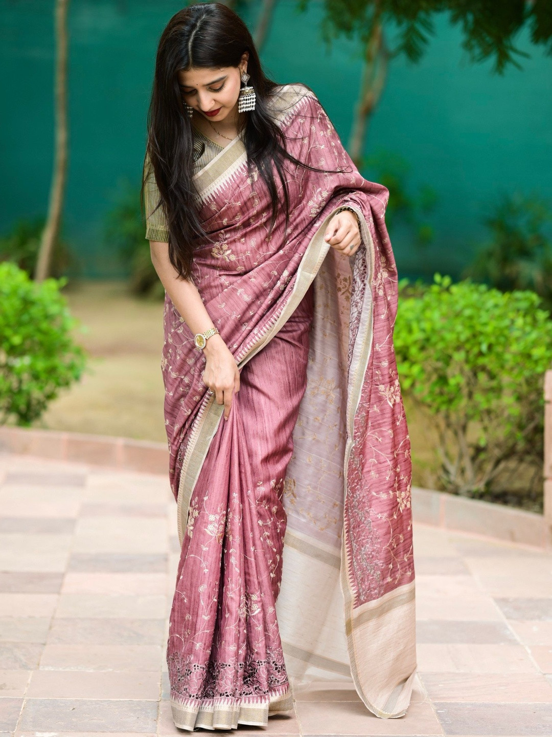 Mitera Ethnic Motifs Embroidered Woven Design Saree With Zari Weaving Stripe Blouse Piece