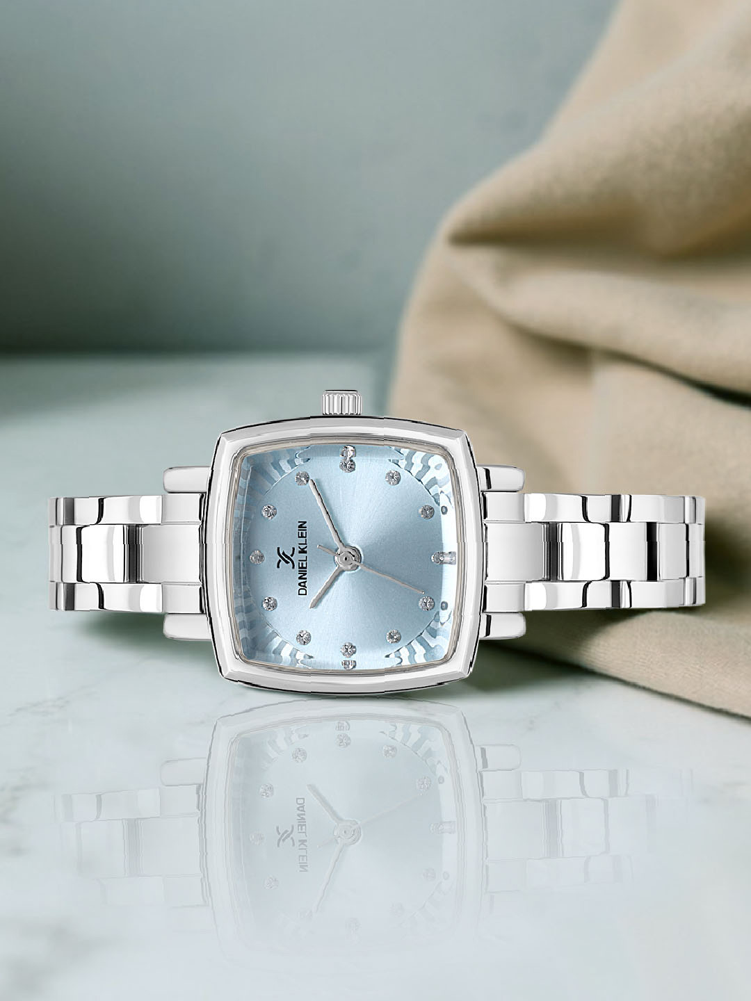 Daniel Klein Women Embellished Dial & Straps Analogue Automatic Watch DK.1.13922-2_N