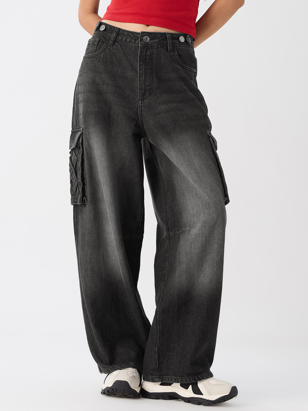 The Souled Store Women Barrel Fit Light Fade Cotton Stretchable Jeans