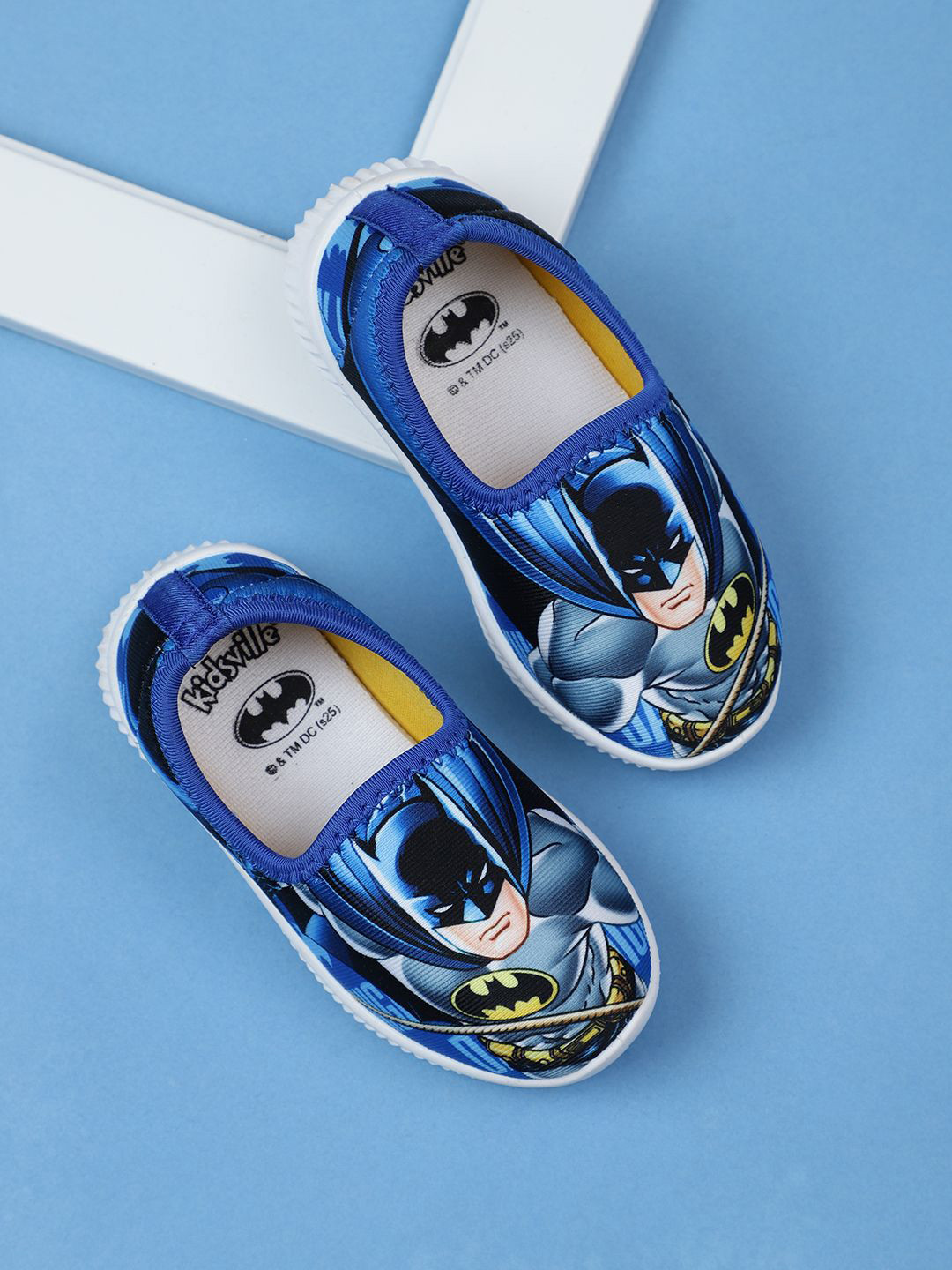 Kids Ville Boys Batman Printed Casual Shoes
