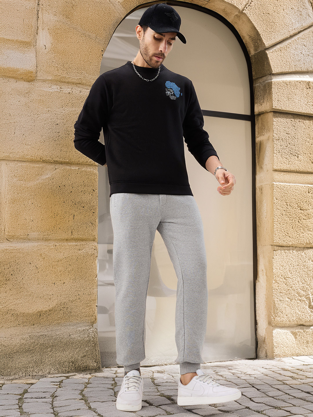 Status Quo Men Mid-Rise Jogger Flat-Front Regular Trousers