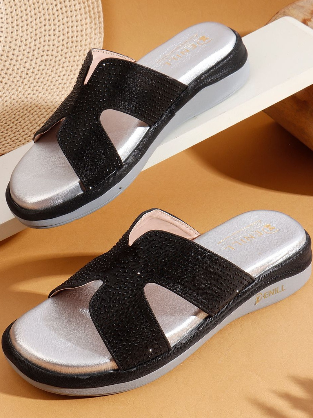 Denill Stylish Women Black Glitter Slip-On Casual Sandals Flats