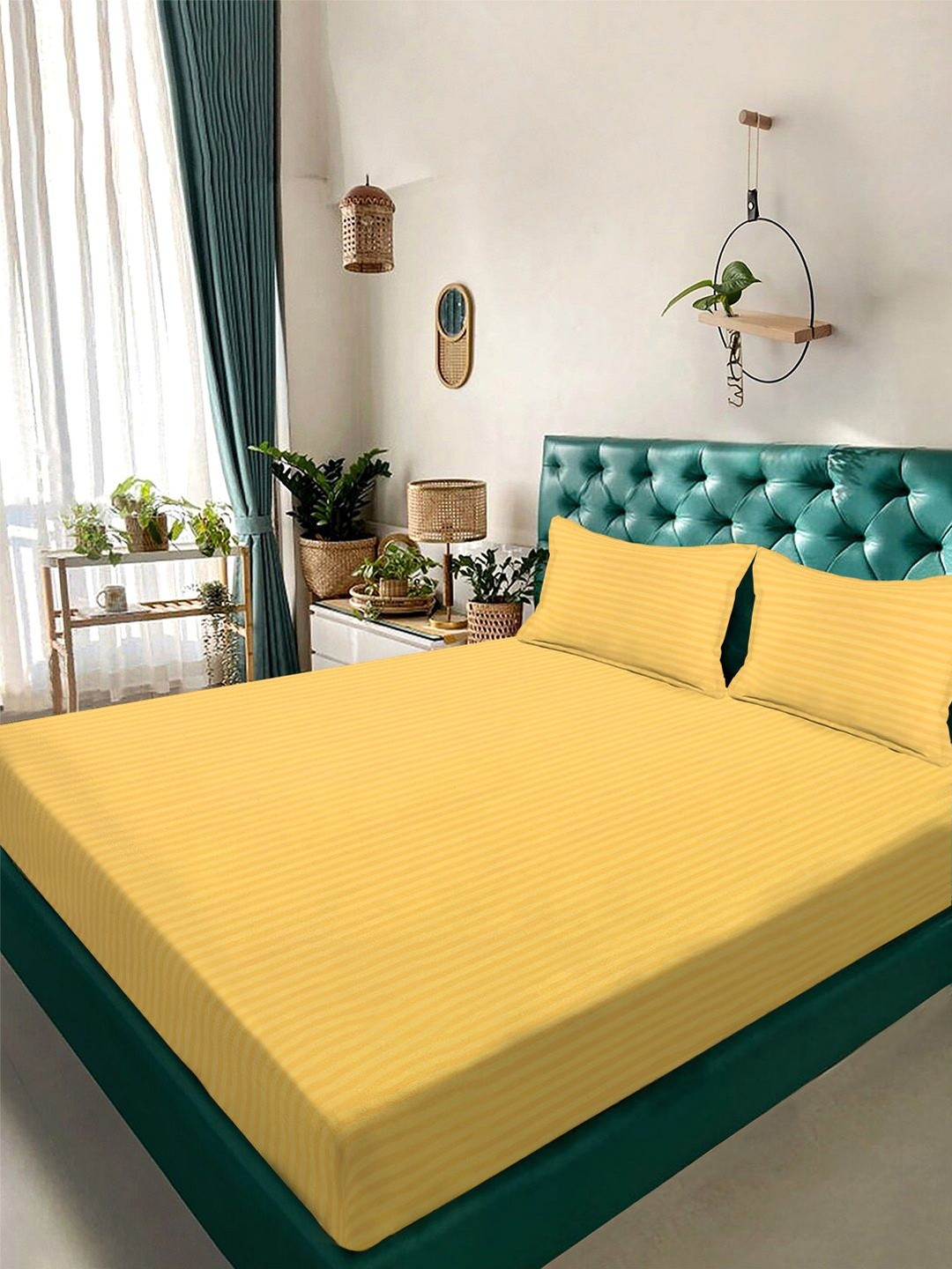 KLOTTHE Yellow Striped Flat 300 TC King Double Bedsheet With 2 Pillow Covers
