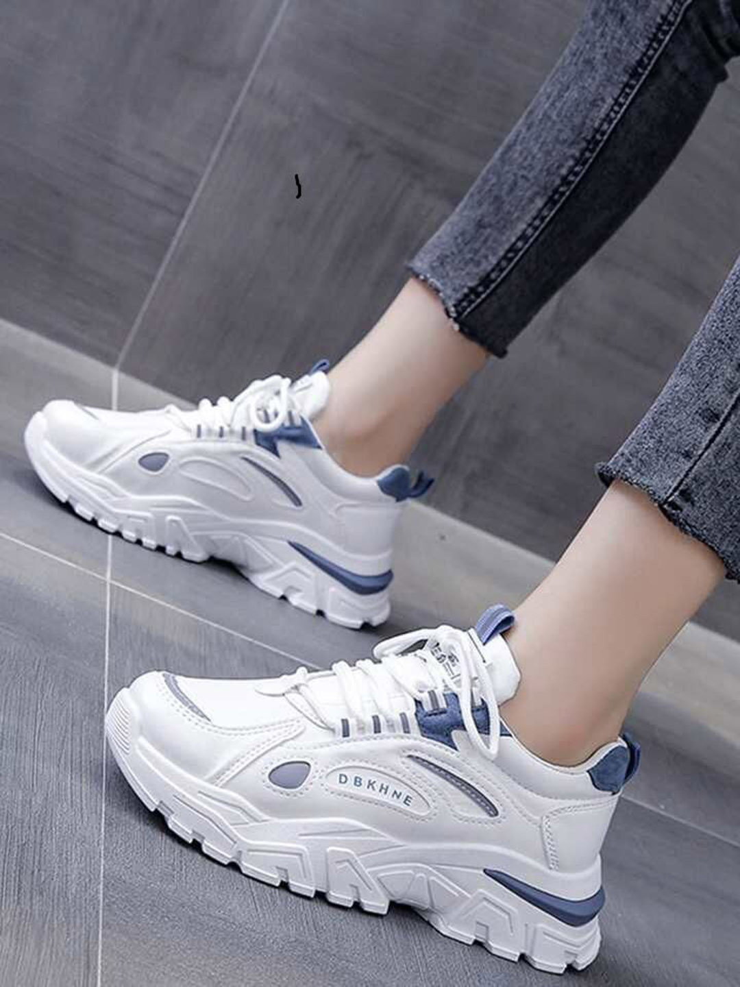 GSTM Girls Colourblocked Round Toe Lace Ups Sneakers