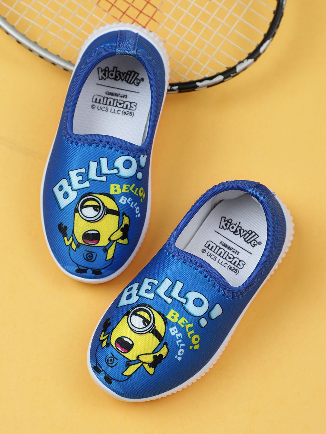 Kids Ville Girls Minions Printed Casual Shoes