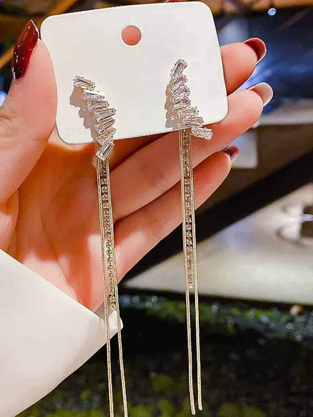 FIMBUL Women Gold Plated Long Chain Dangler Earrings with Sparkling Stones Earrings