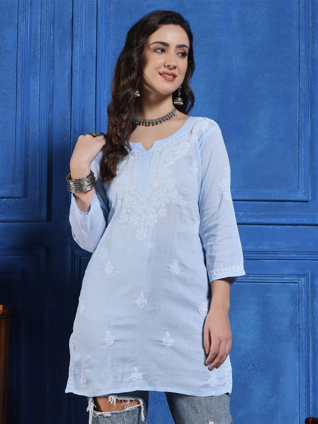 CULTUREDRAP Women Ethnic Motifs Embroidered Chikankari Short Kurta
