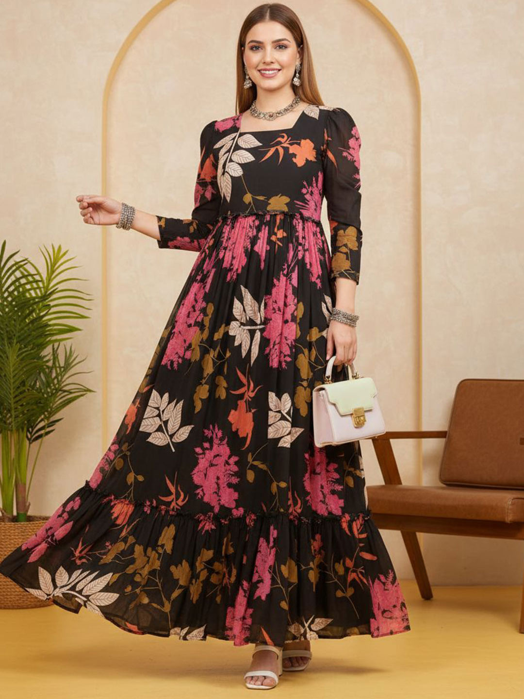 LIPS CROWN Women Floral Printed Puff Sleeve Fit and Flare Maxi Dress