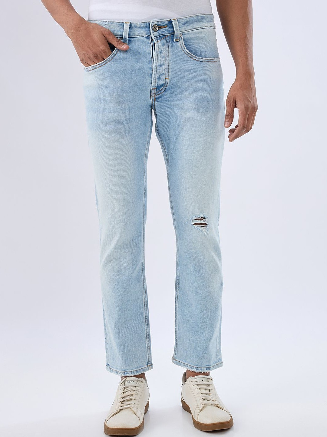 Spykar Light Blue Comfort Fit Mid Rise Jeans For Men