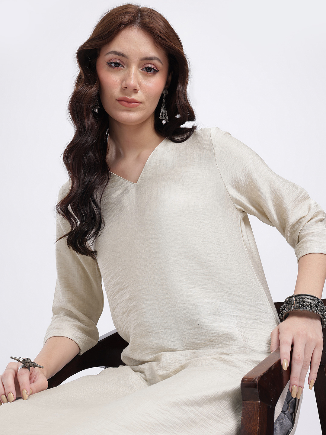 Anouk Rustic Textured V-Neck Kurta