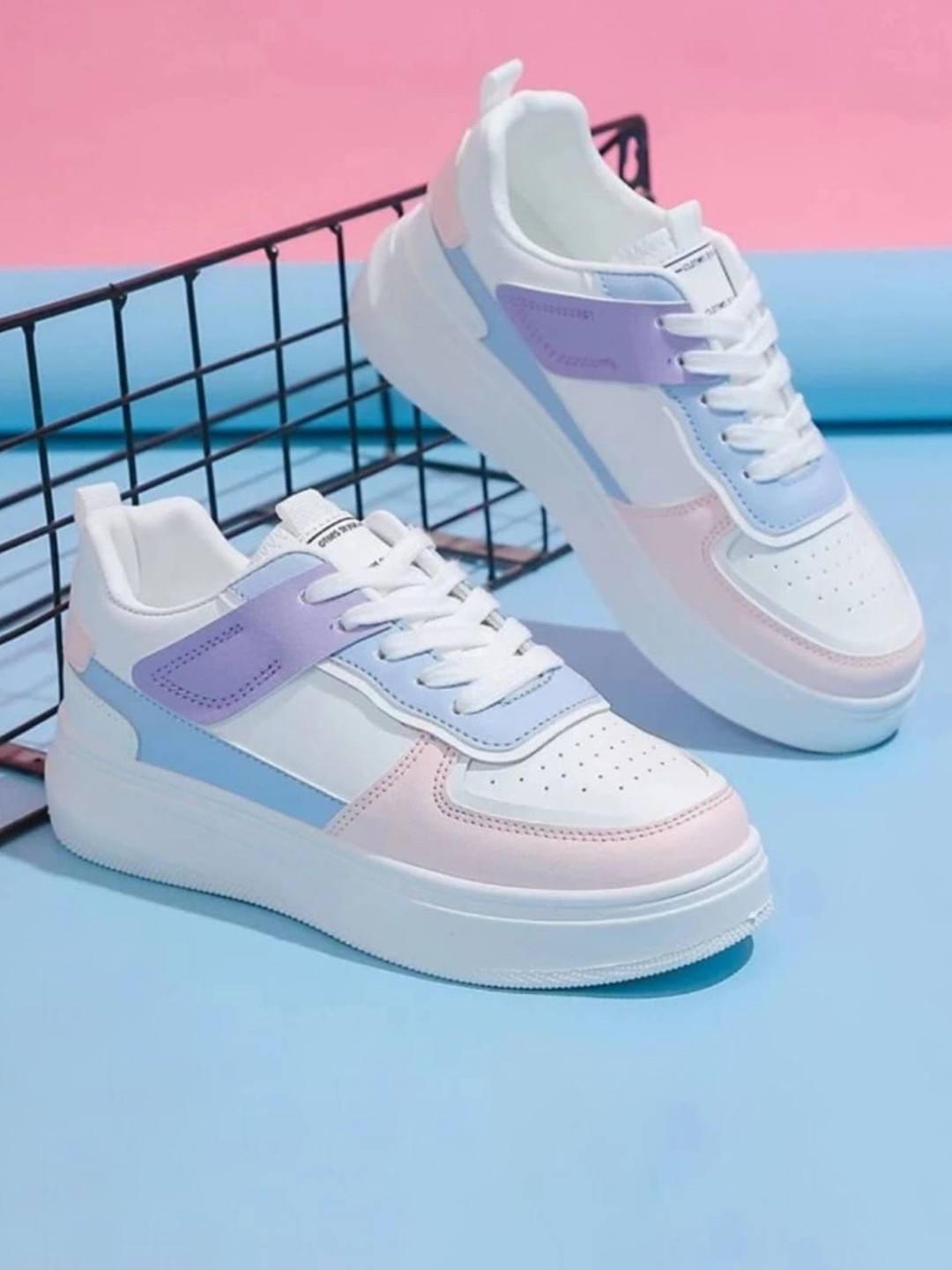 GSTM Girls Colourblocked Lace-Ups Sneakers