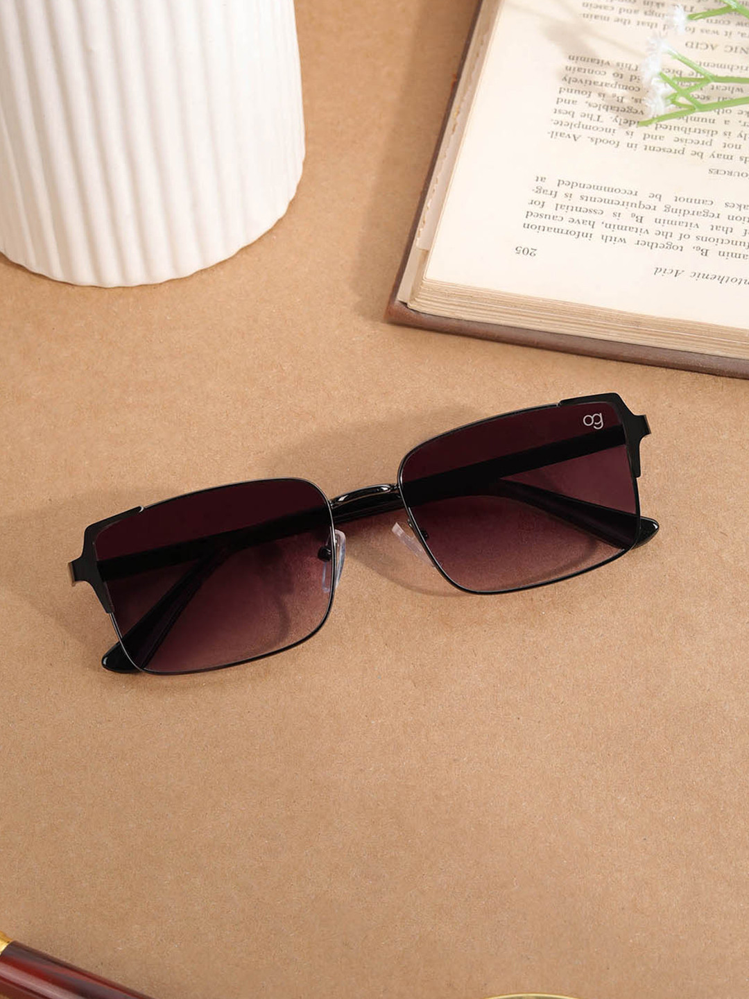 Woggles Unisex Full Rim Style Rectangle Sunglasses with UV Protected Lens WOJJ-MR-87630C2