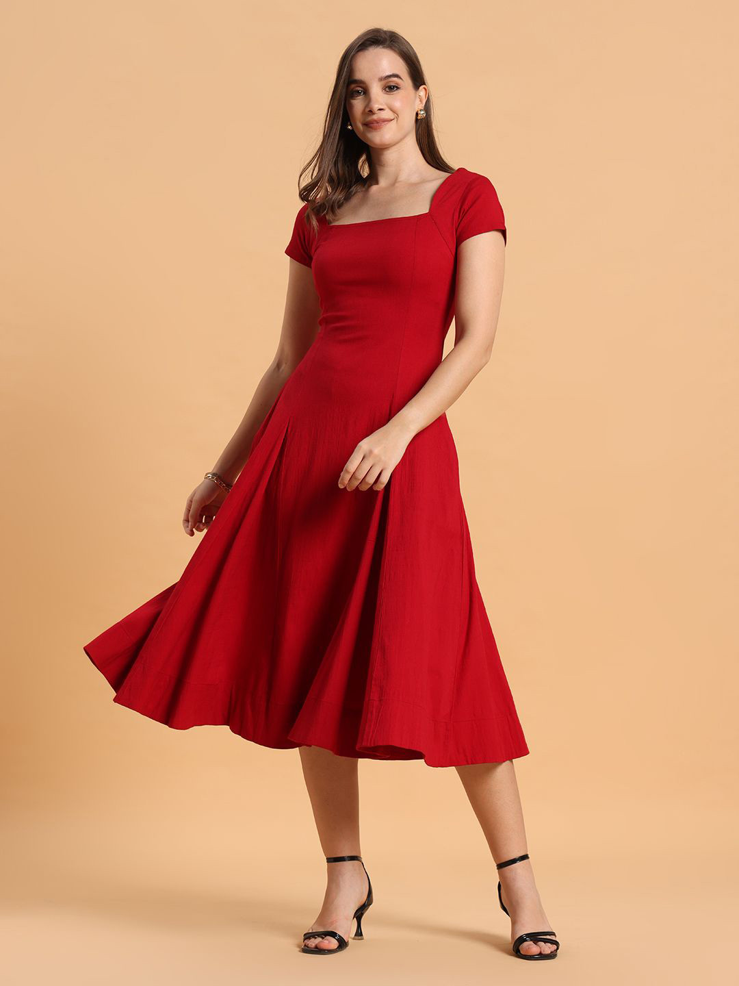 AKANYA Anne Women Solid Organic Cotton Fit & Flare Midi Dress