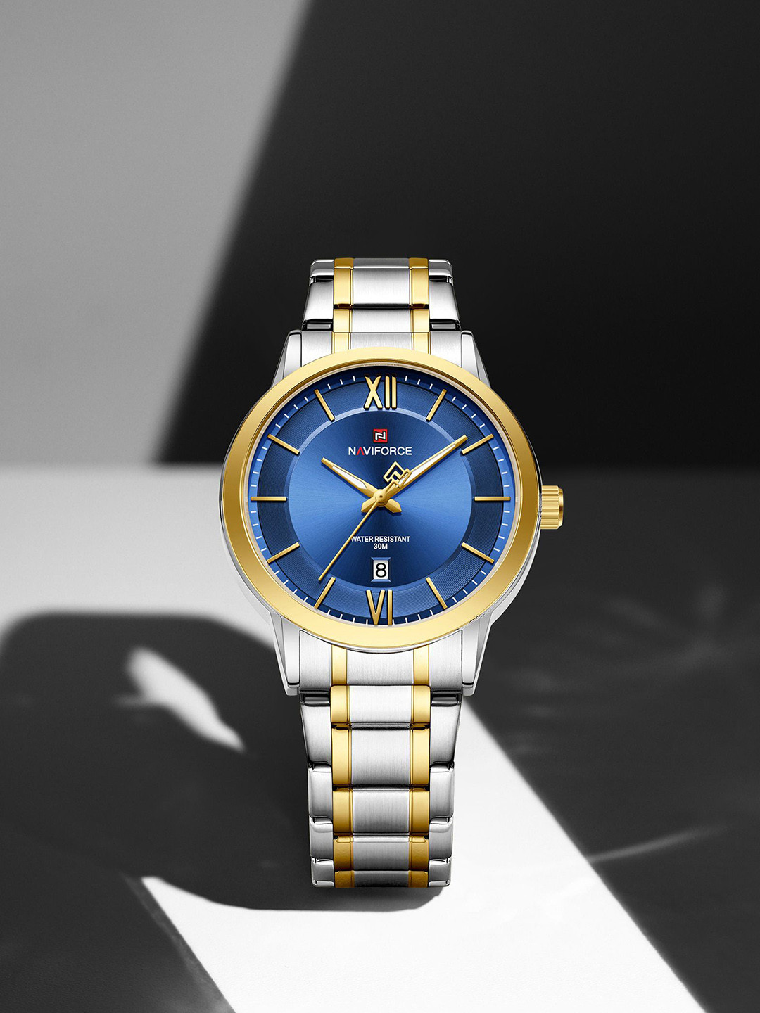 Naviforce NF9254 Luxora Men Date Aperture Analogue Multi Function Watch NF9254 S-BE-G
