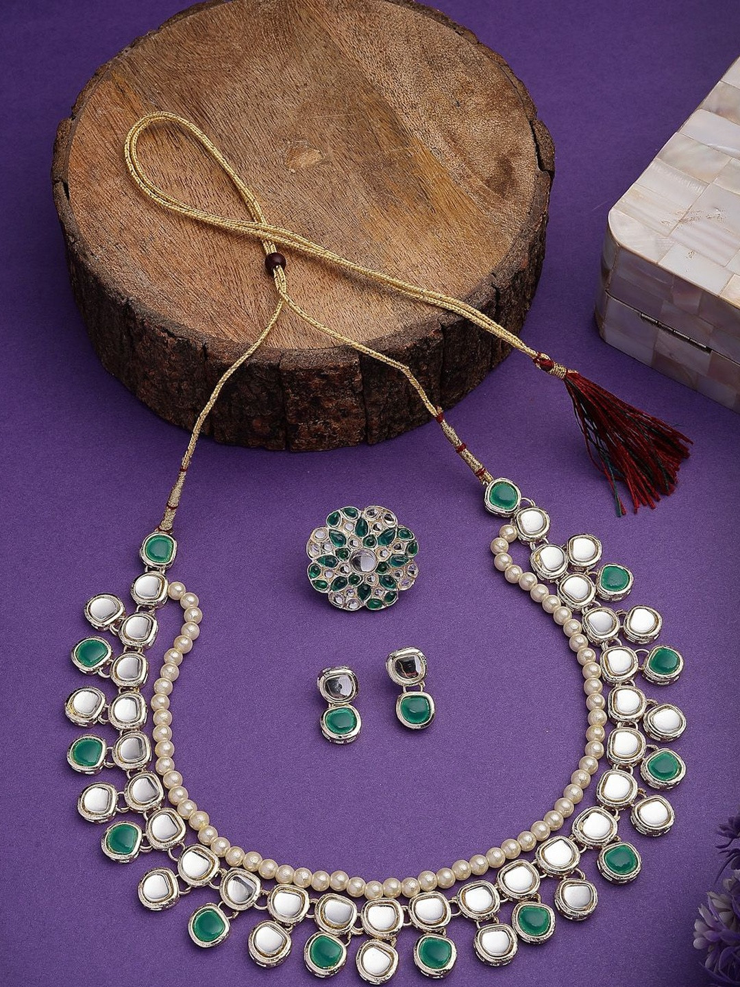 Sukkhi Gold-Plated Kundan Stone Studded & Beaded Multilayers Jewellery Set