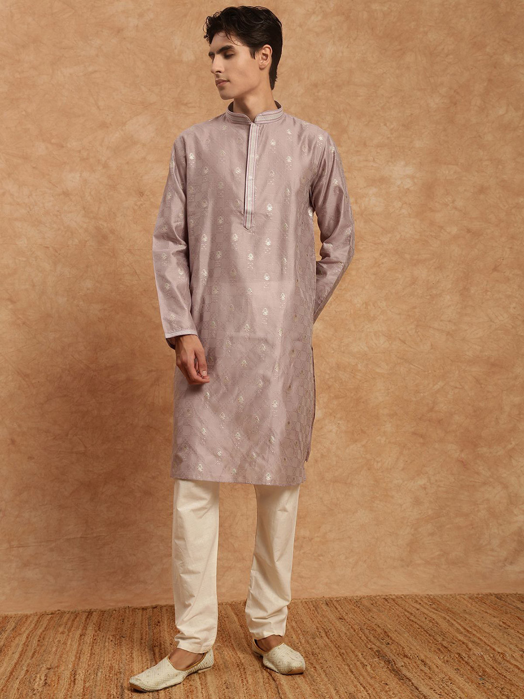 SOURAGYA Men Thread Work Kurta