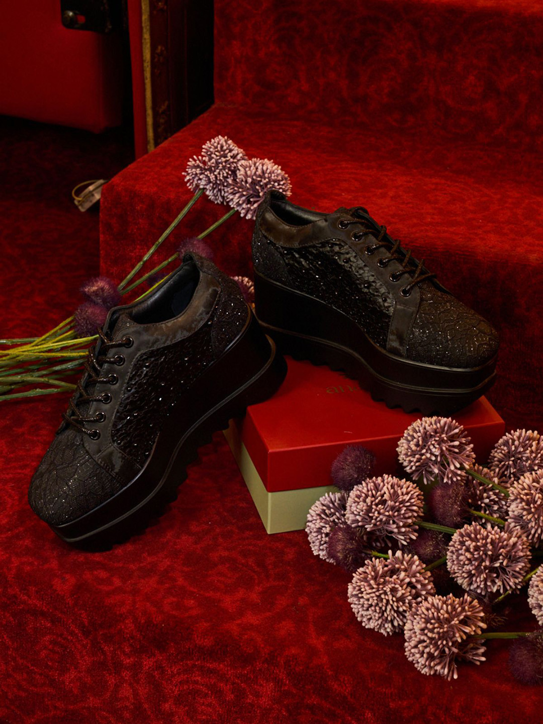 Anaar Speakeasy  Wedge Sneakers