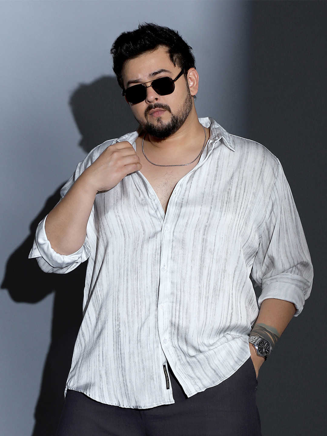 Instafab Plus Men Size Comfort Relaxed Fit Vertical Striped Spread Collar Casual Shirt