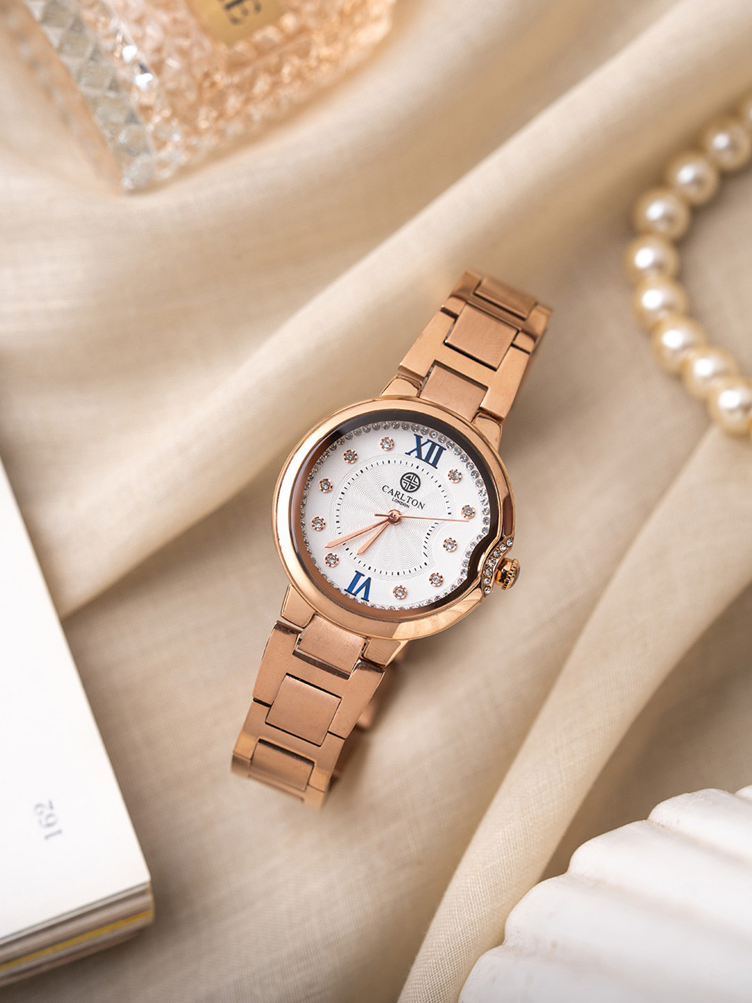 Carlton London Women Charlotte Analog Watch CLWDRGS-004