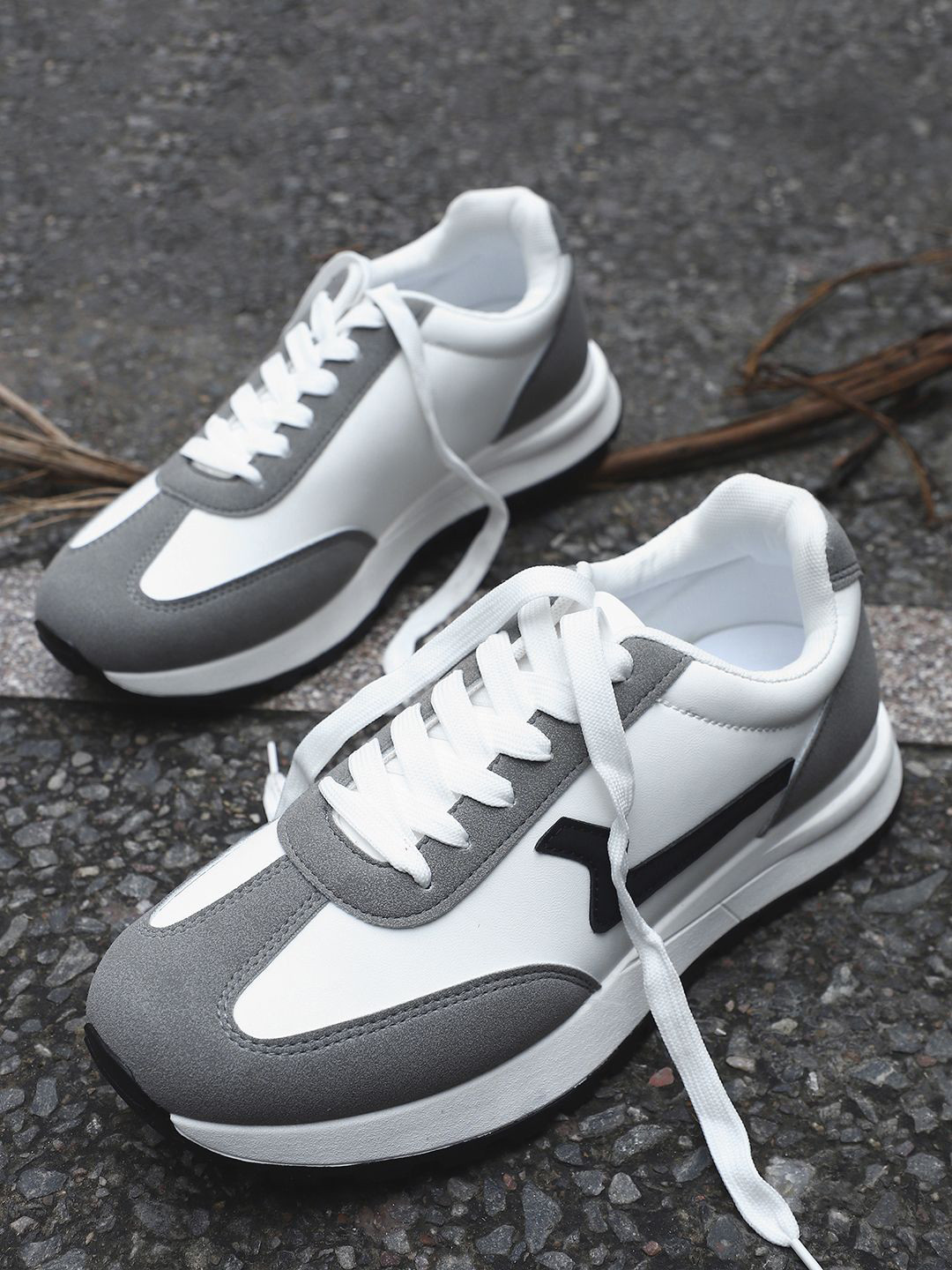 Goldstar Arc colelction Men Colourblocked Round Toe Lace-Ups Sneakers Shoes