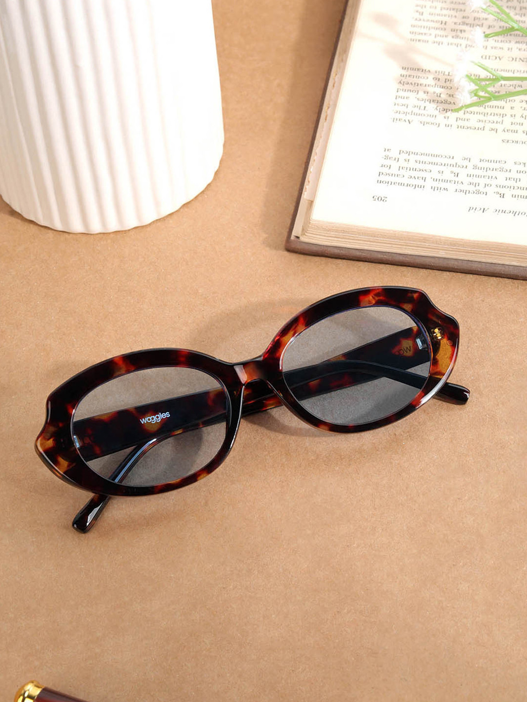 Woggles Unisex Oval Sunglasses with UV Protected Lens WOCN-POV-3892C1