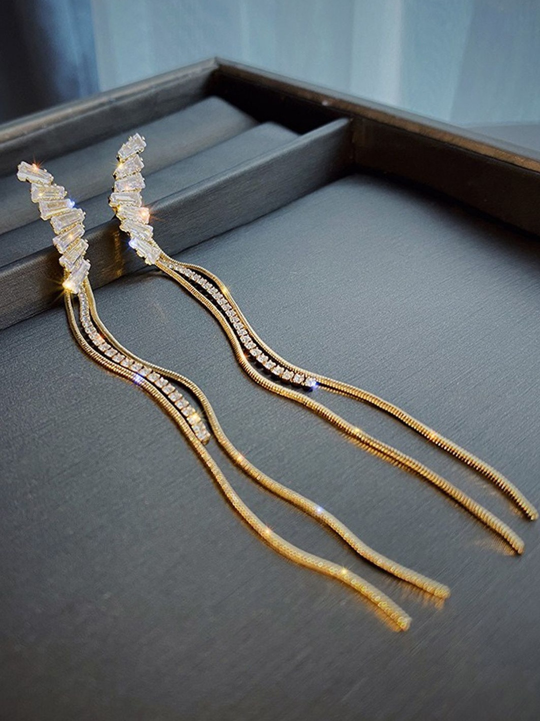 FIMBUL Women Gold Plated Long Chain Dangler Earrings With Sparkling Stones