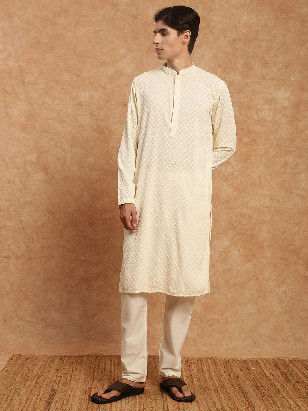 SOURAGYA Men Thread Work Kurta