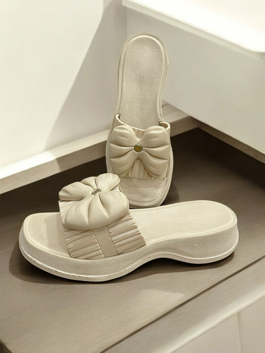 Deals4you Girls Solid Sliders Flip Flops