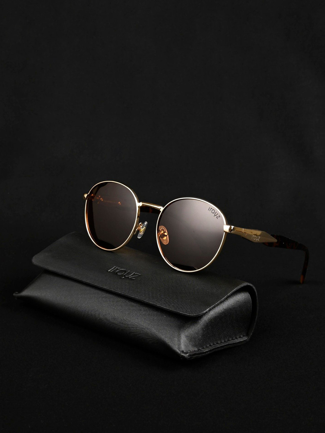 Irayz Unisex Polarised and UV Protected Lens Round Sunglasses 5303