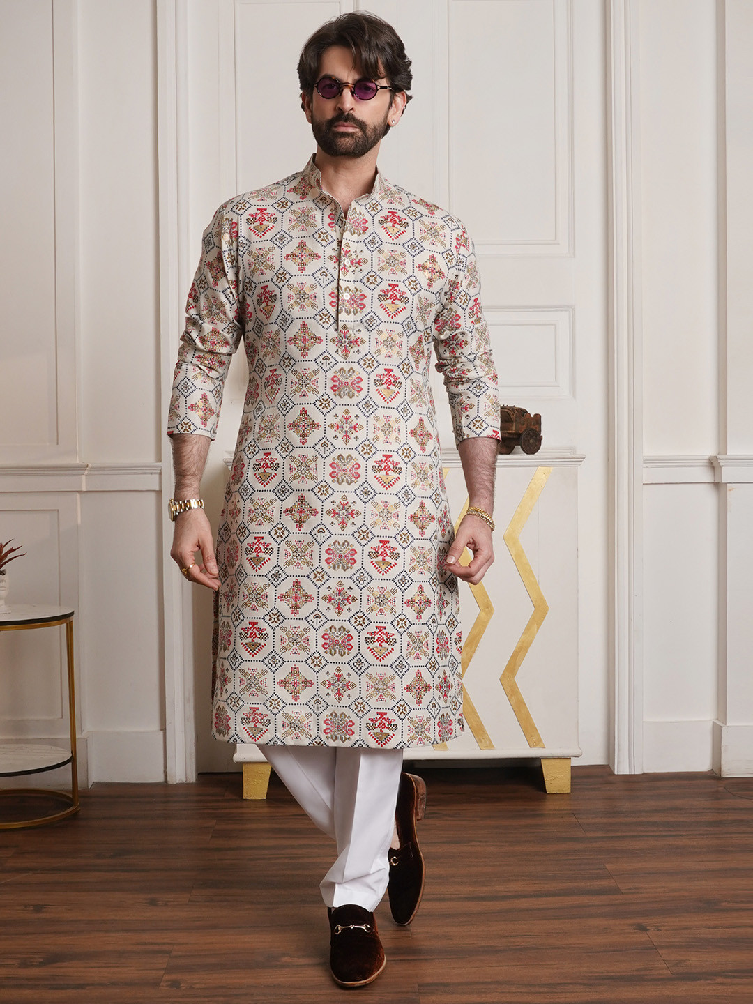 SOJANYA Men Beige Printed  Cotton Linen Kurta with Churidar