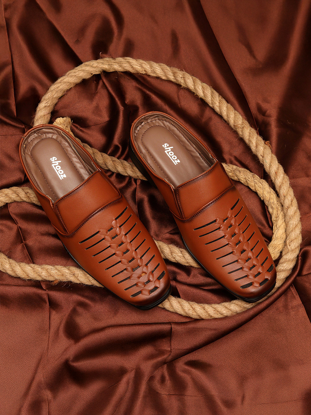 Shooz Men Comfort Backless Sandals