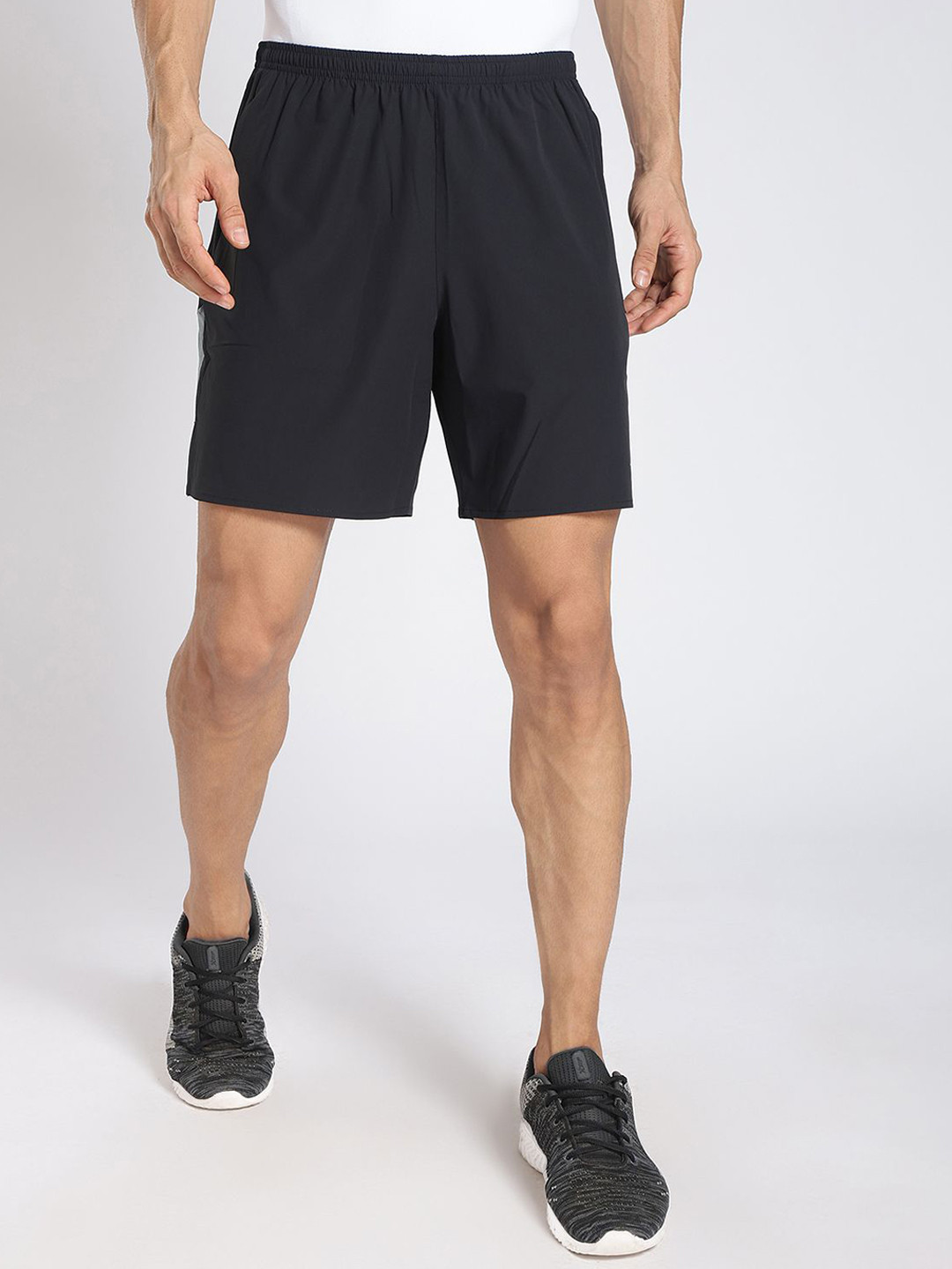 Xtep Men Performance Running Sports Shorts with E-Dry Technology