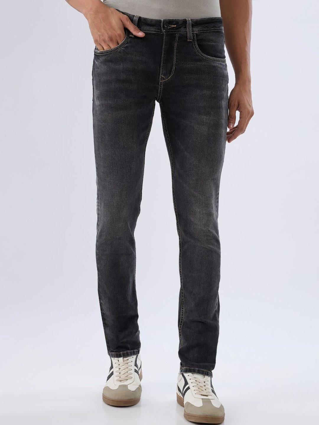 Spykar Carbon Black Slim Fit Low Rise Jeans For Men