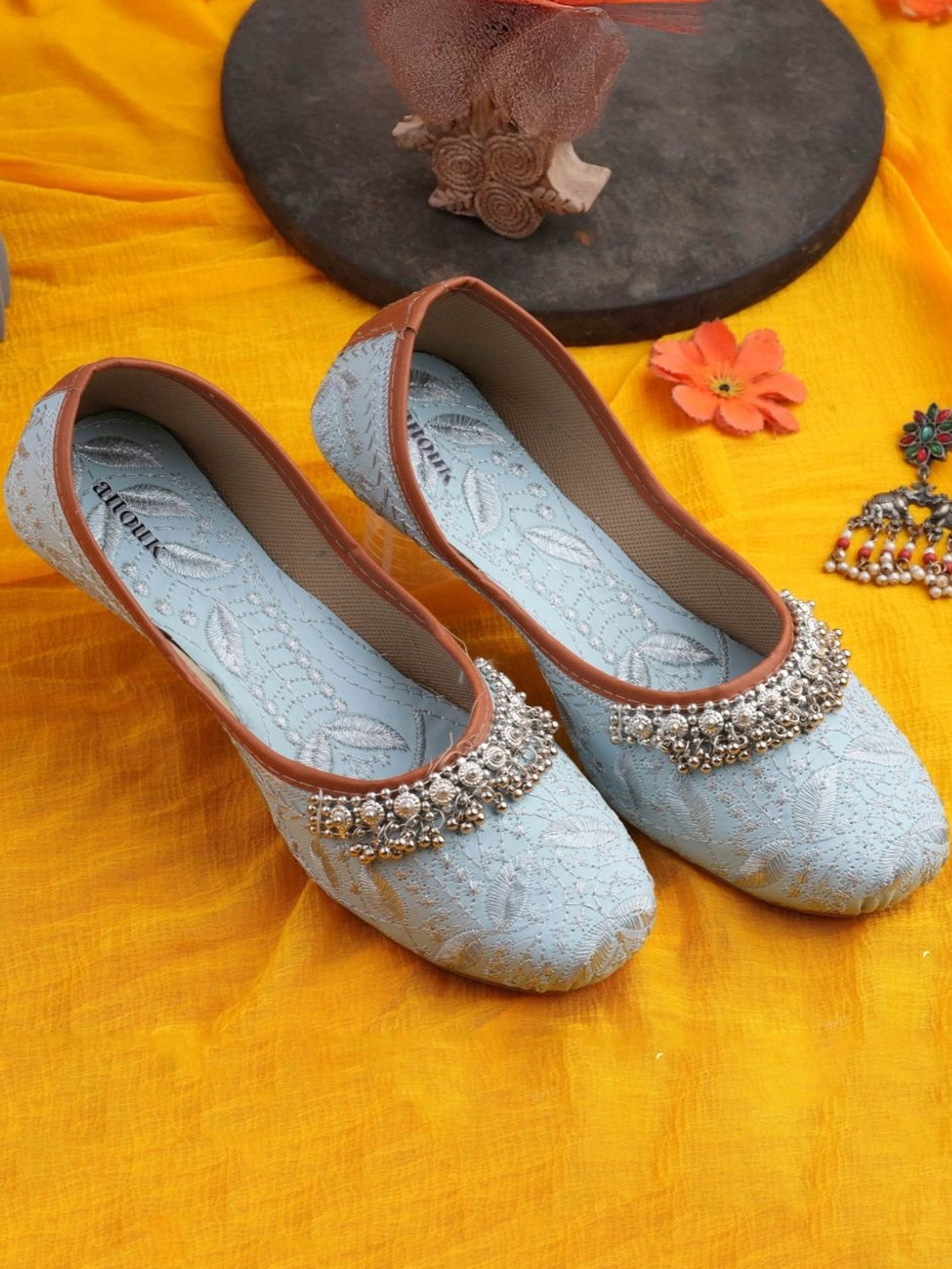 Anouk Women Thread Work Detail Embellished Square Toe Ethnic Mojaris Flats