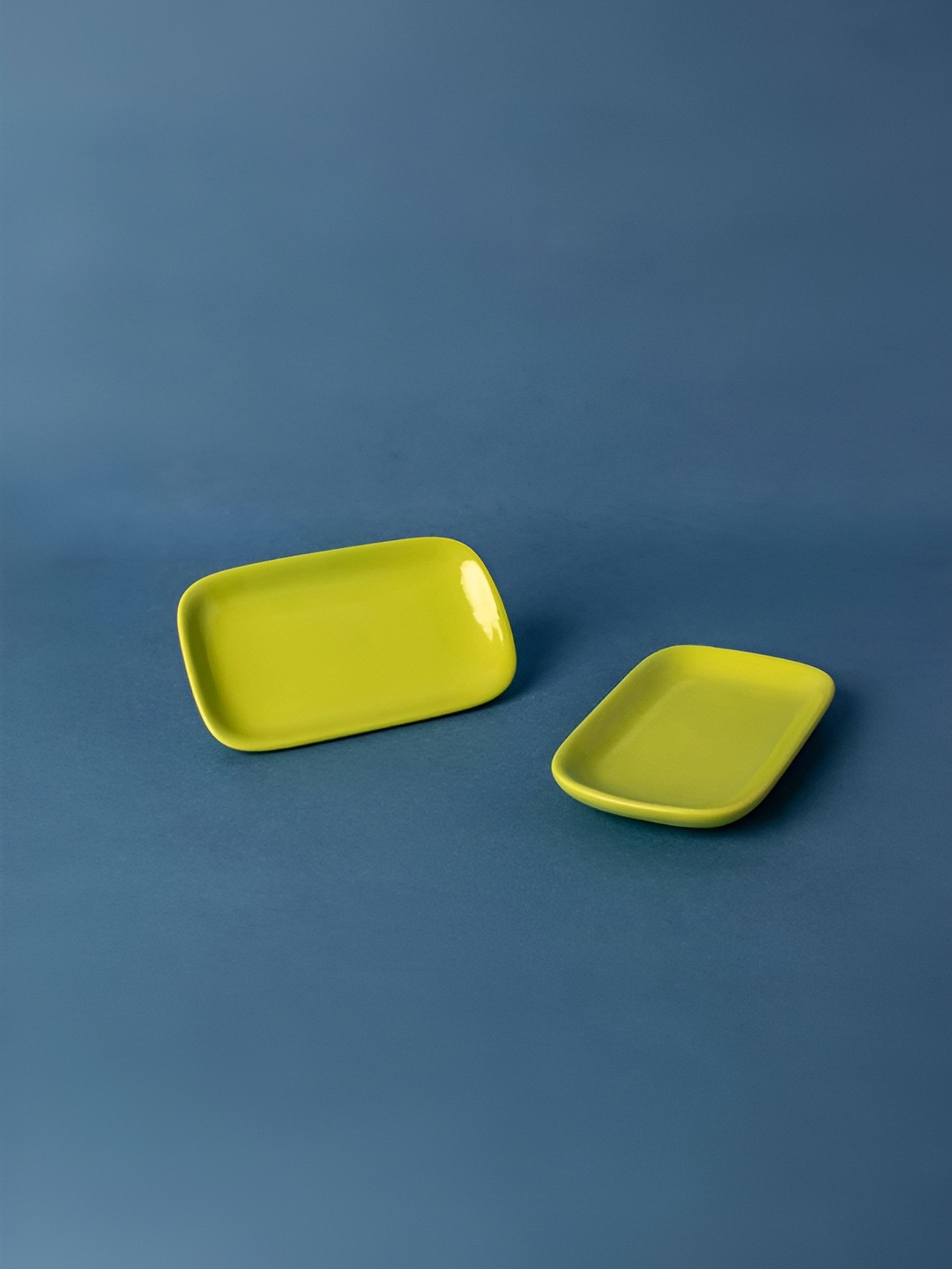 FREEDOM TREE Color Pop Green 2 Pieces Ceramic Glossy Plates