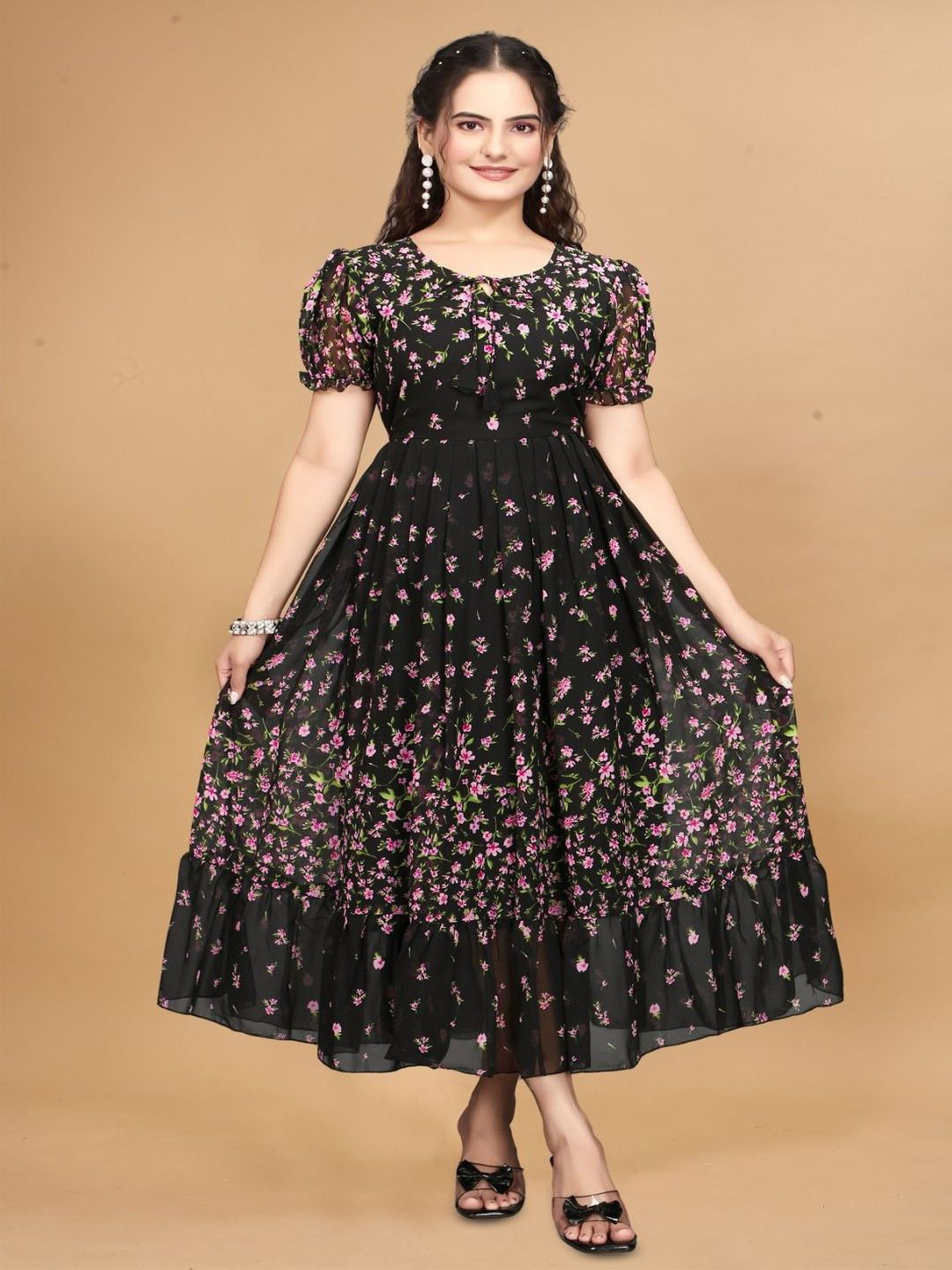 MARUTINANDAN IMPEX Women Floral Printed Georgette Fit & Flare Maxi Dress