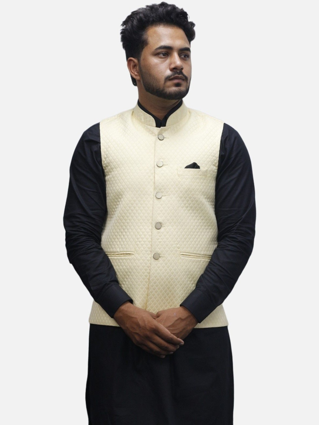 GARGIAN Master Cut Men Cream Polyester Jackets