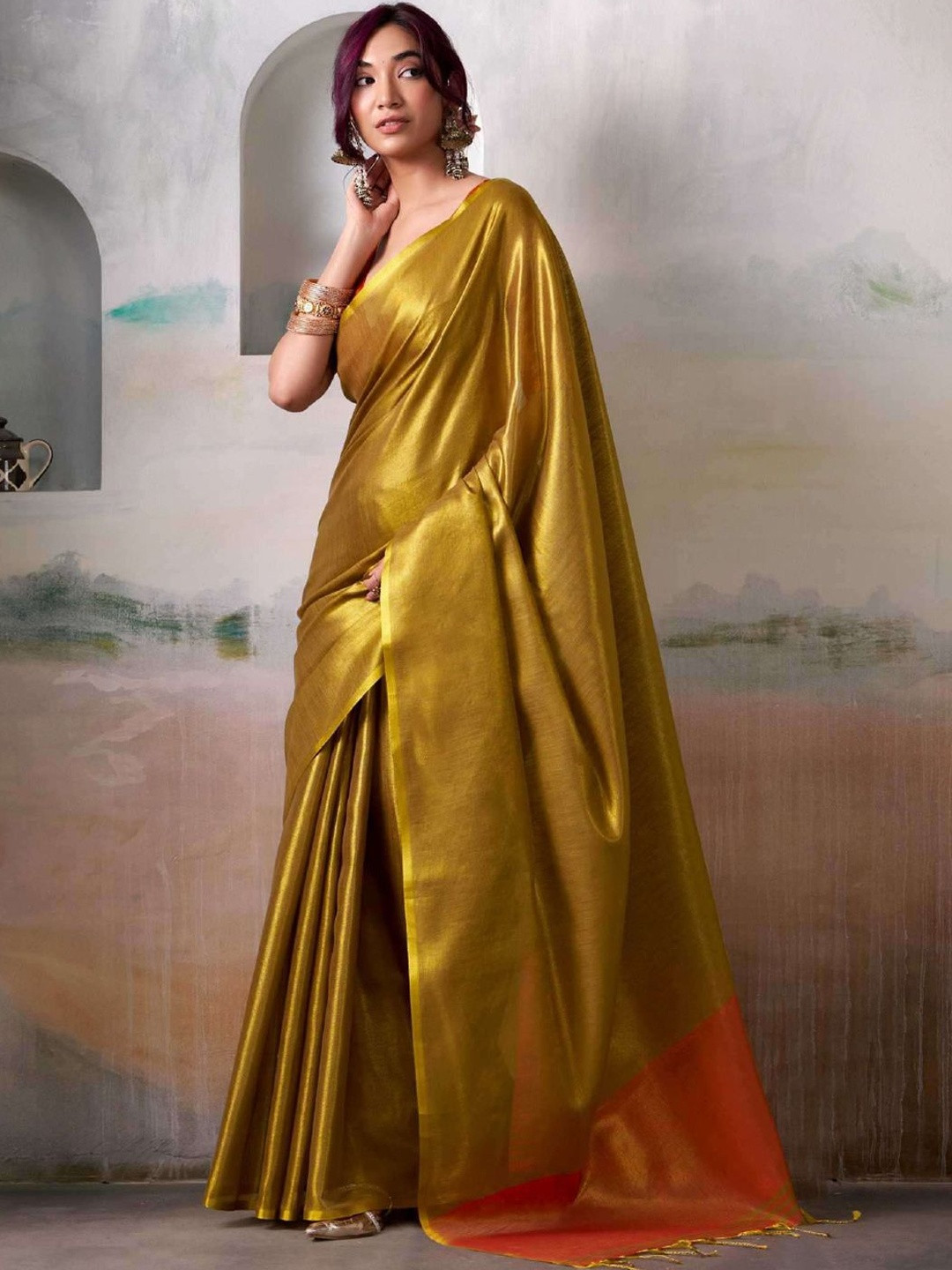 Mitera Zari Tissue Woven Design Saree With Contrast Blouse Piece
