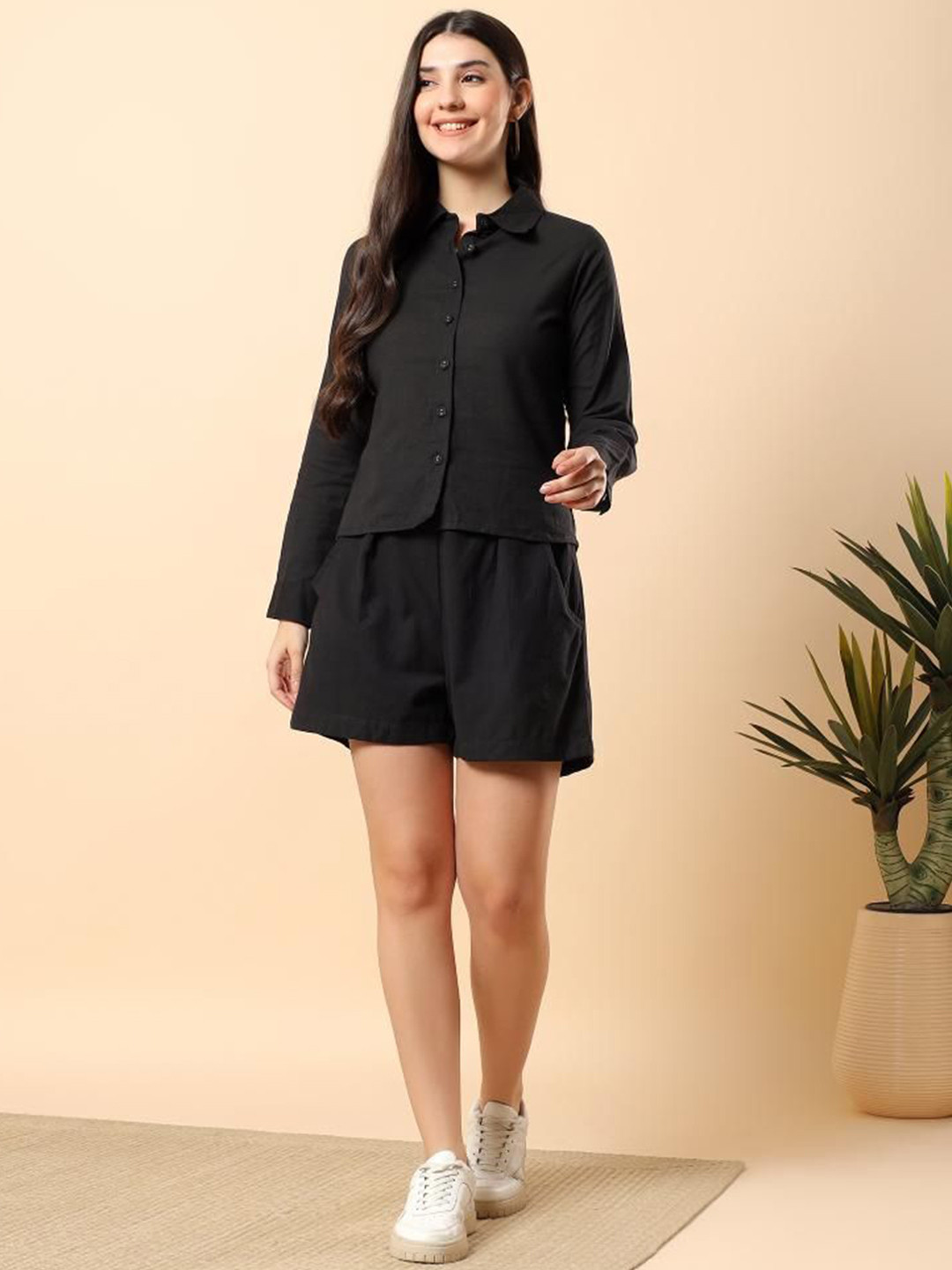 aayusika Collared Women Shirt & Shorts Co-Ord Set