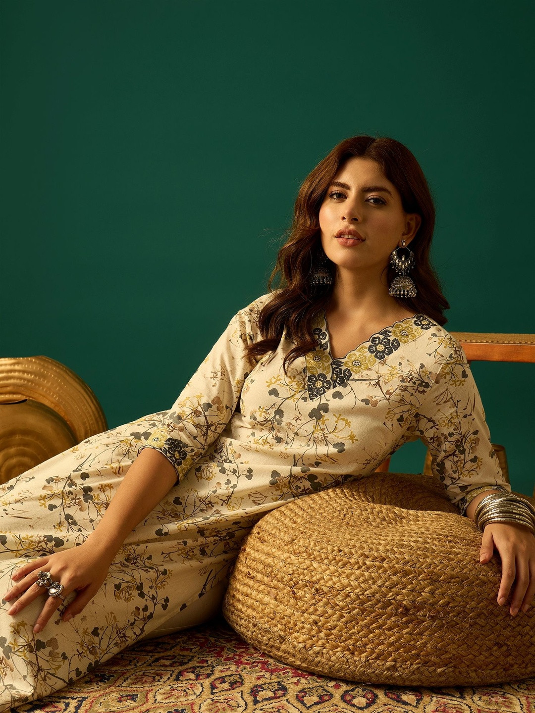 Women's Off White & Mustard Floral Print With Embroidery Kurta