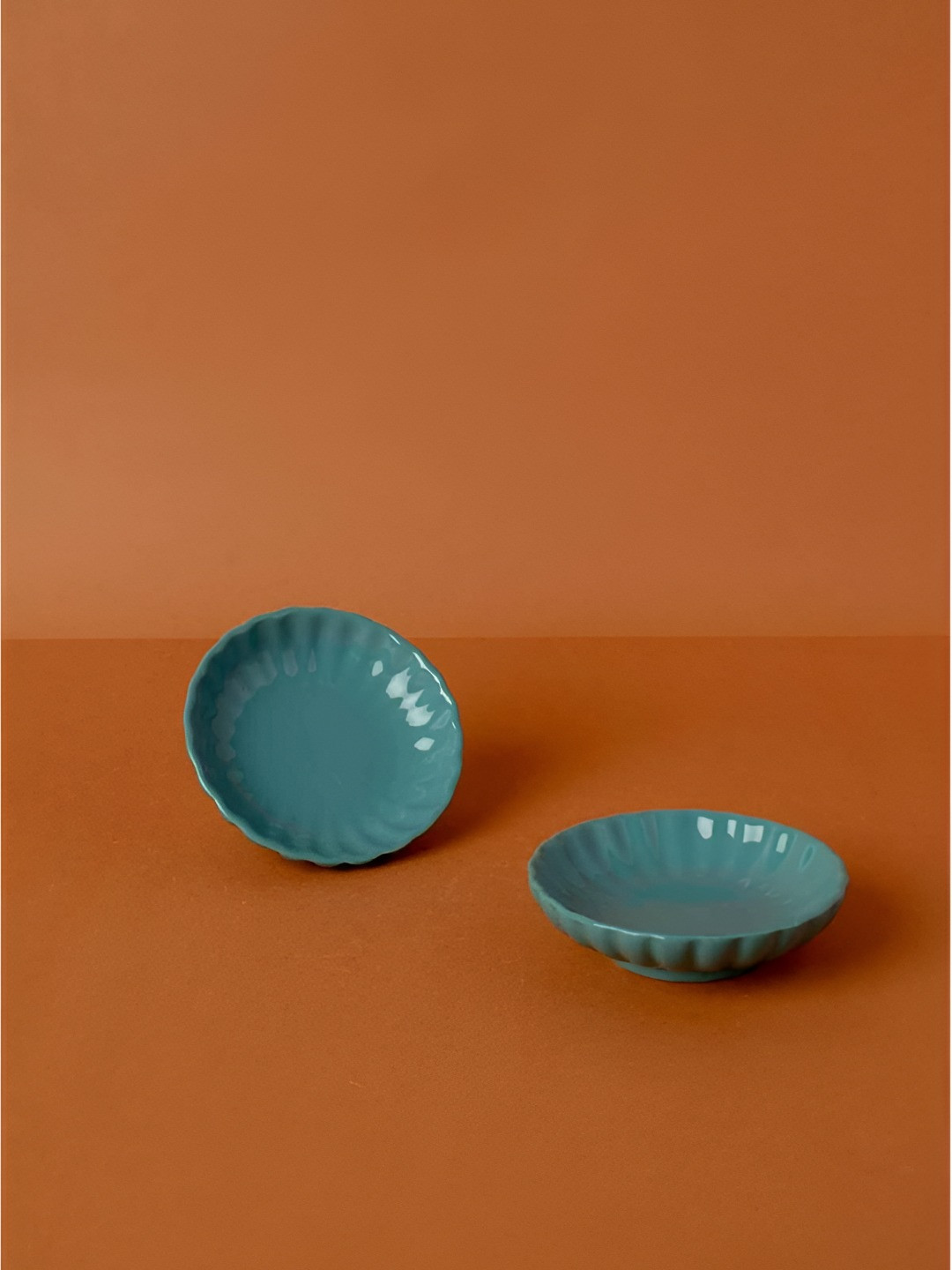 FREEDOM TREE Color Pop Blue 2 Pieces Ceramic Glossy Plates