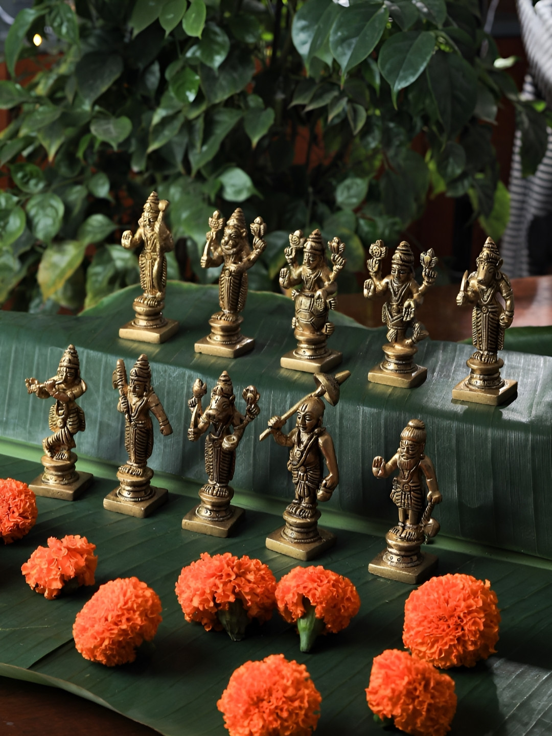 Revive Home 10 Pieces Yellow Textured Dasavatara Showpieces