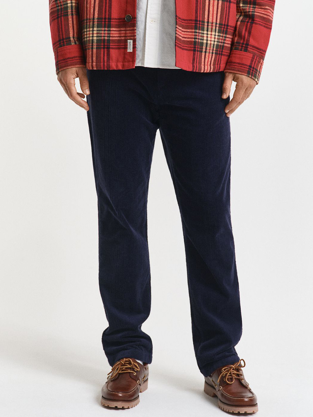 GANT Men Straight Fit Mid-Rise Trousers