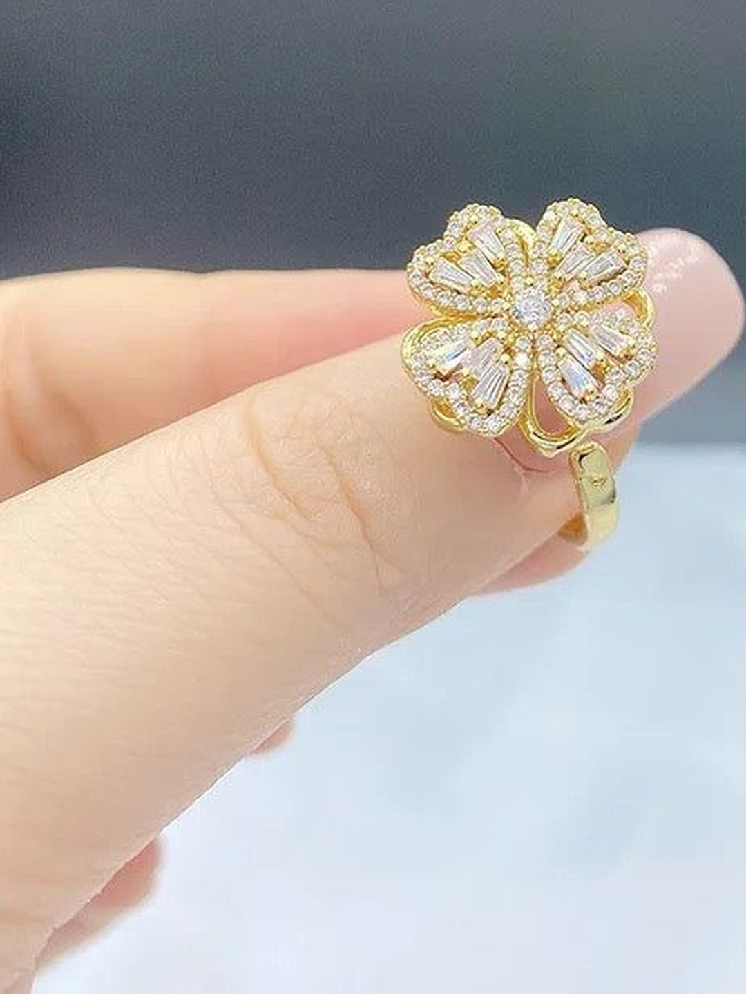 TheVineGirl Women Gold-Plated Rotating American Diamond Studded Adjustable Clover Ring