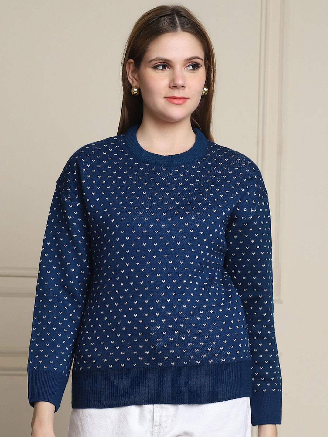 Numalo Women Self Design Round Neck Full Sleeve Cardigan