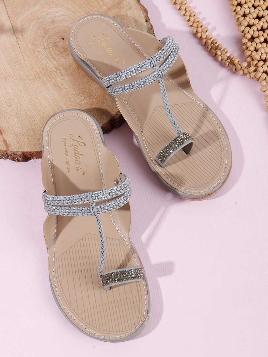LADOO'S Women Embellished One Toe Flats