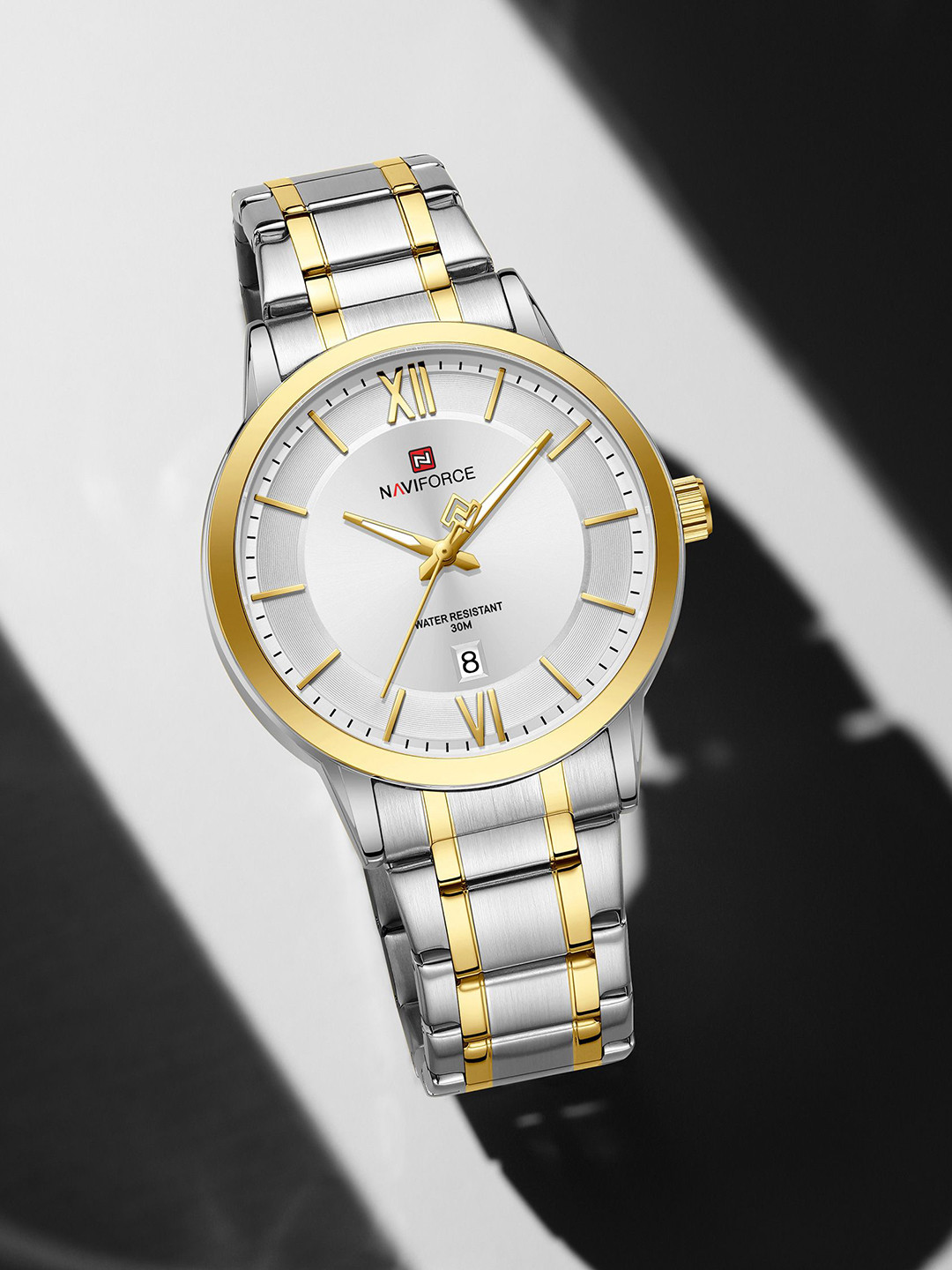 Naviforce Men Stainless Steel Straps Analogue Multi Function Watch NF9254 S-W-G