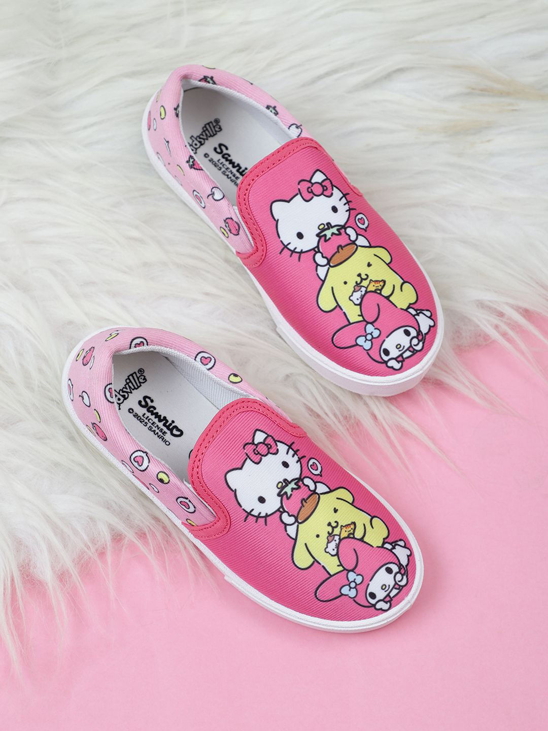 Kids Ville Girls Hello Kitty Printed Slip-On Sneakers